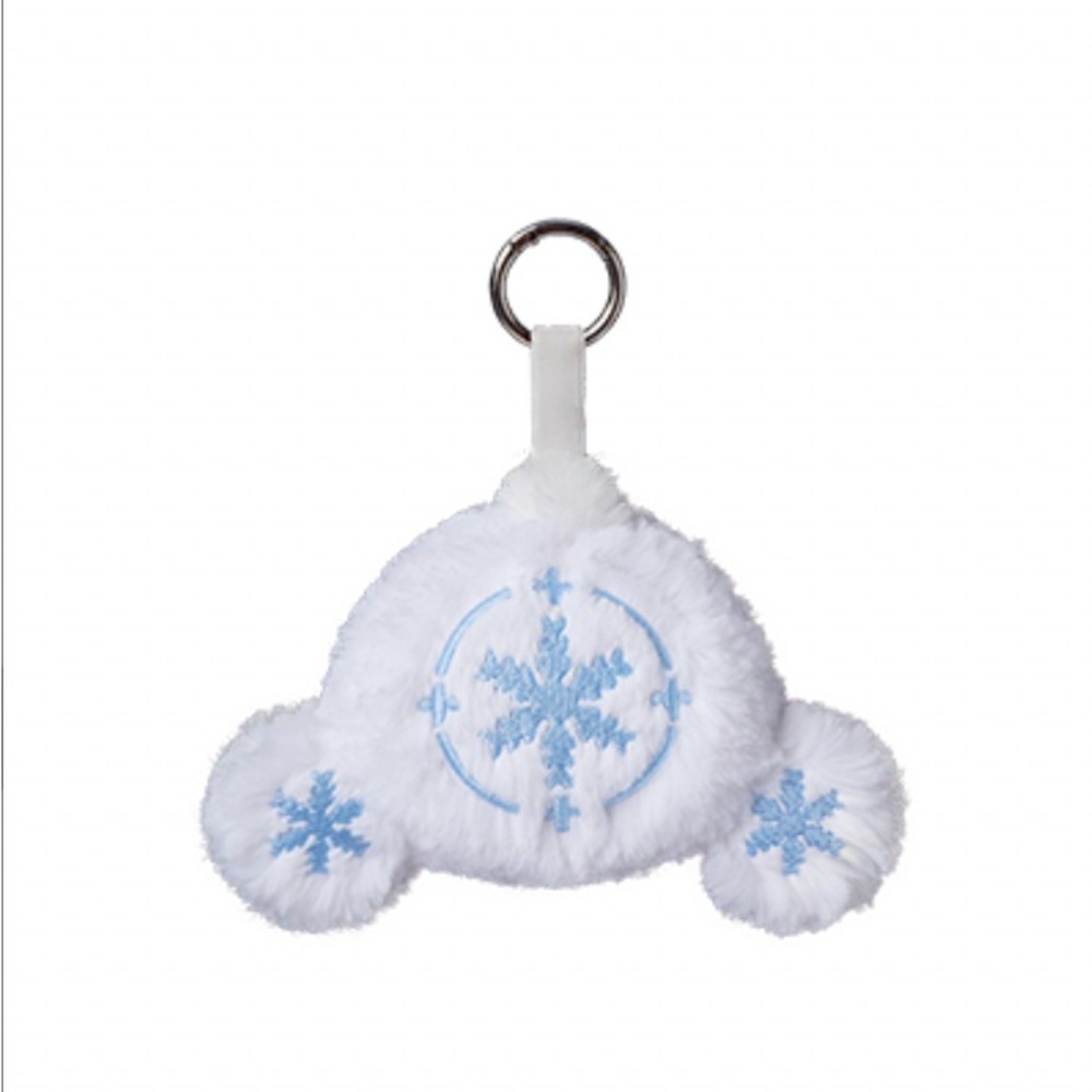 💝[New] Pop Mart x Skullpanda Tell Me What You Want Plush Pendant Let It Snow